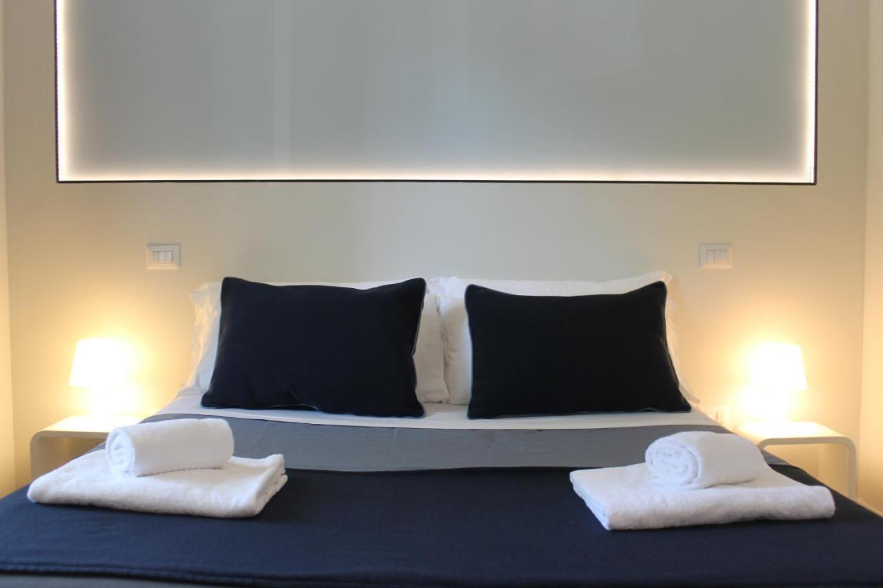 Little Rose Lodge, Rome